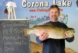 Terry with his 14.8 lb Super Trout