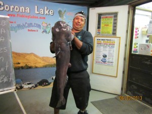 julio with his 38 pound catfish corona lake