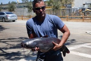 Jose Botello with his 14 pund cat at sarl